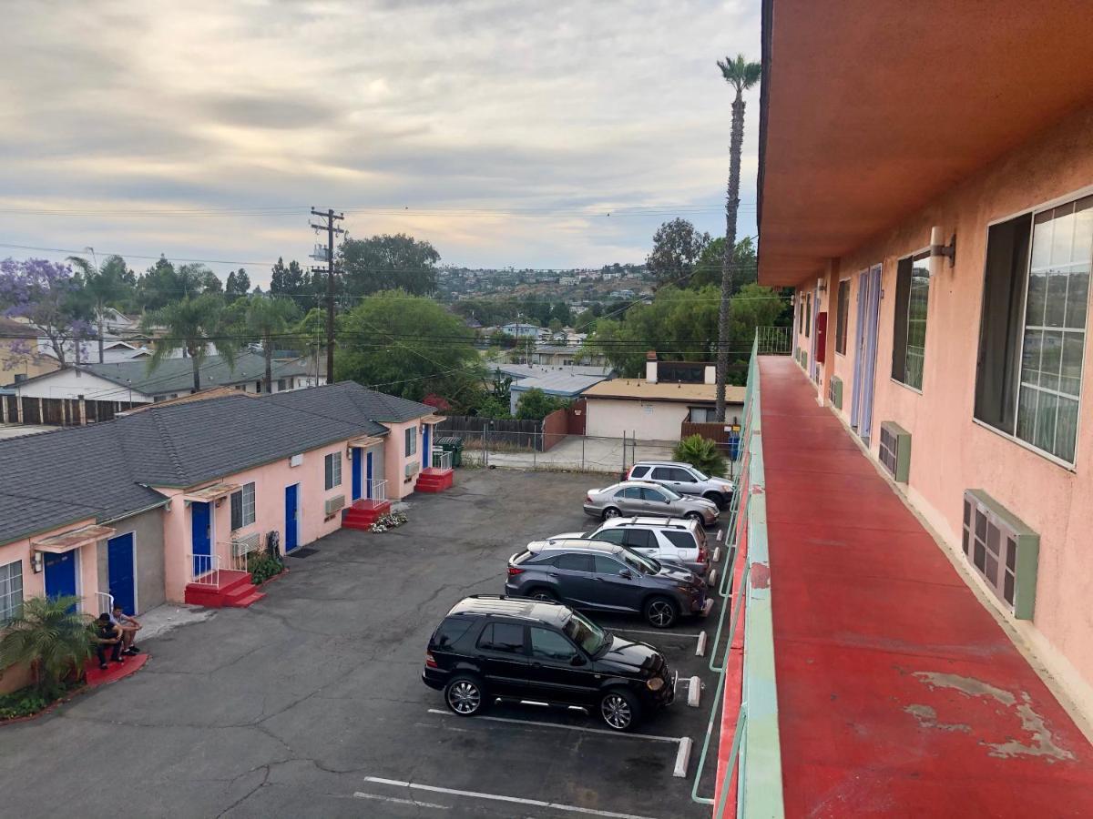 La Petite Rouge Motel San Diego Eksteriør billede