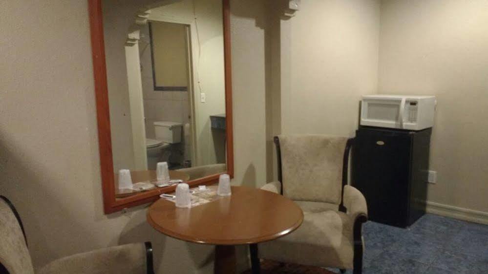 La Petite Rouge Motel San Diego Eksteriør billede